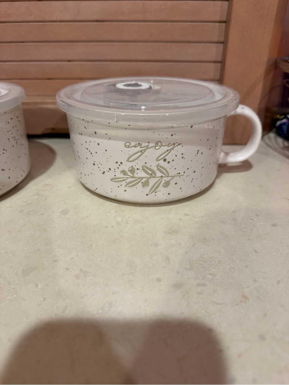 2 Market Square White Enjoy Laurel Soup Mug Souper Mug with Lids ceramic - Picture 4 of 8